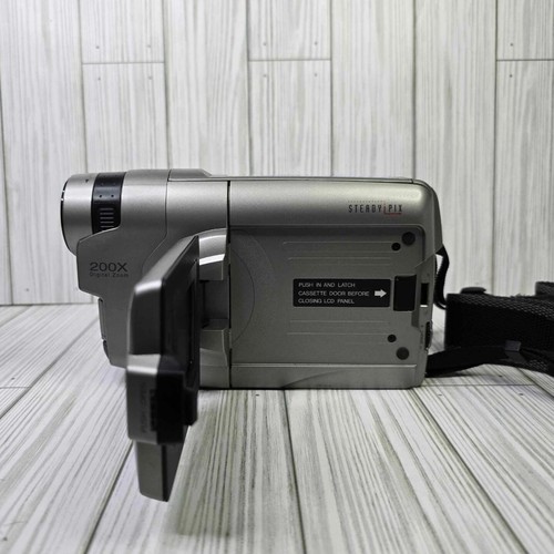RCA CC6363 VHS-C Camcorder AutoShot Steady Pix With Bag UNTESTED- NO CORDS-PARTS - Picture 4 of 22