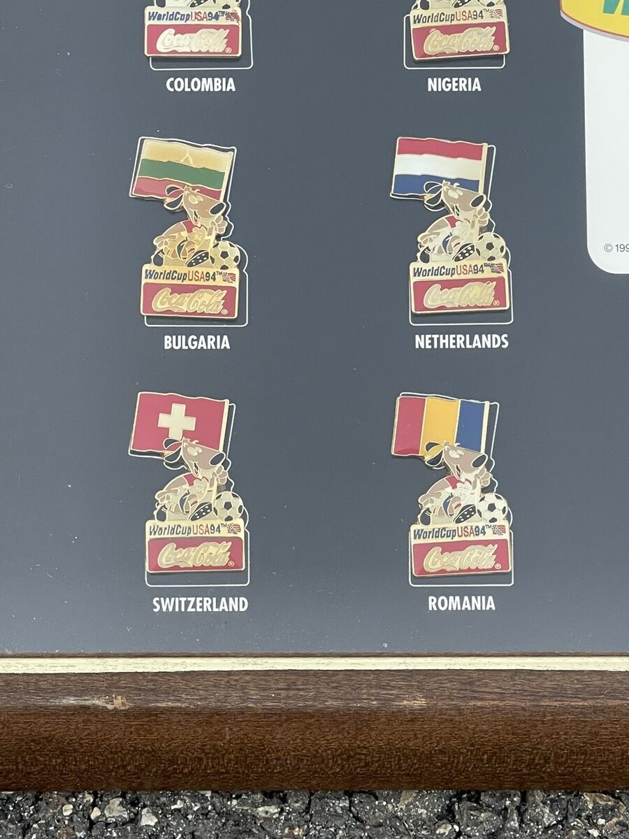 ワールドカップ94年出場国ピンバッチ Vintage 90s 1994 World Cup Coca Cola Country Soccer Flag