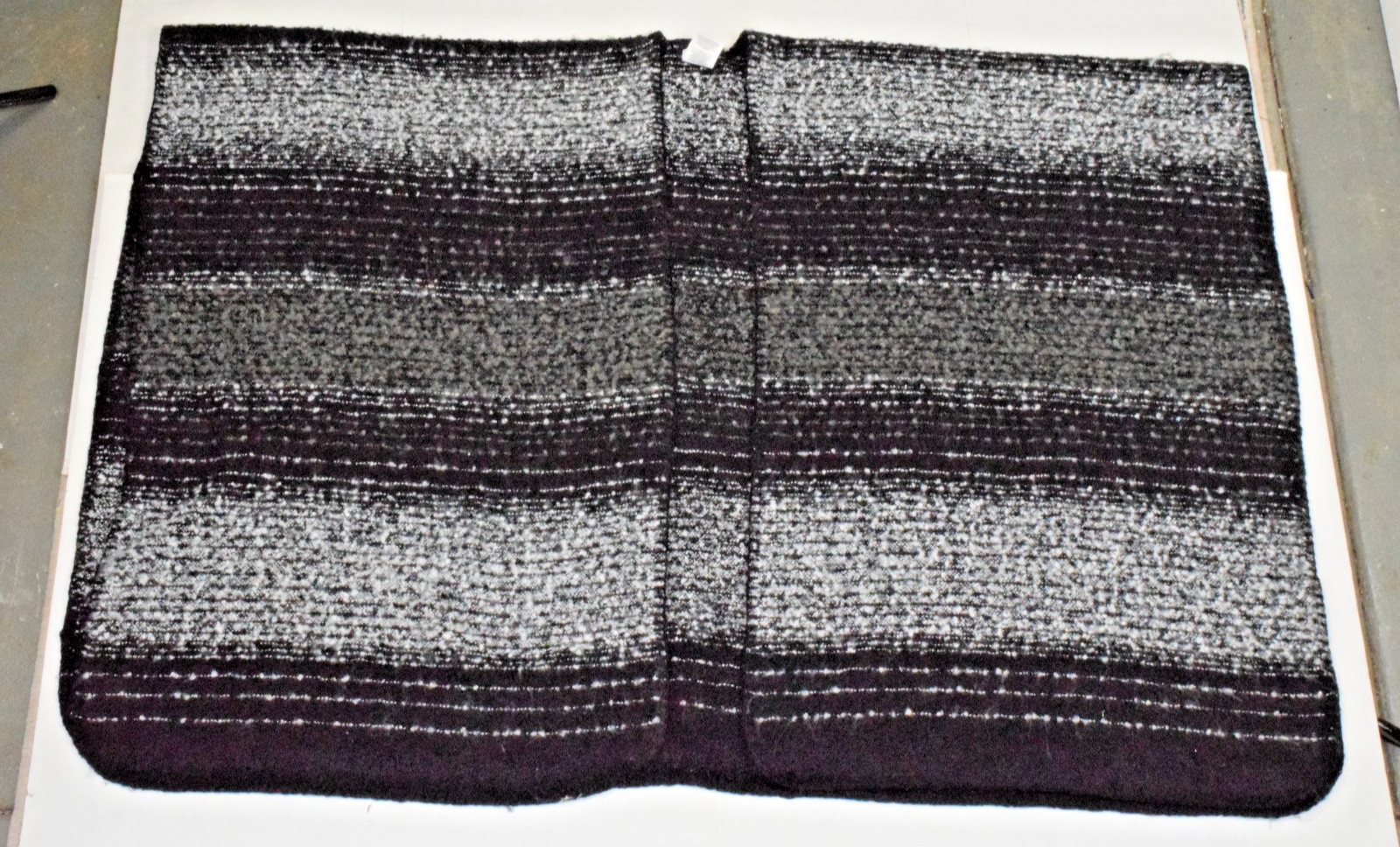 Woolrich Doris Shawl Black Gray Stripe One Size Chunky Polyester Knit 31X45In