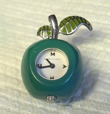 Tiny Pendant Watch Marc Jacobs Green Apple Bauble Mbm1039 1-jewel Ronda 751