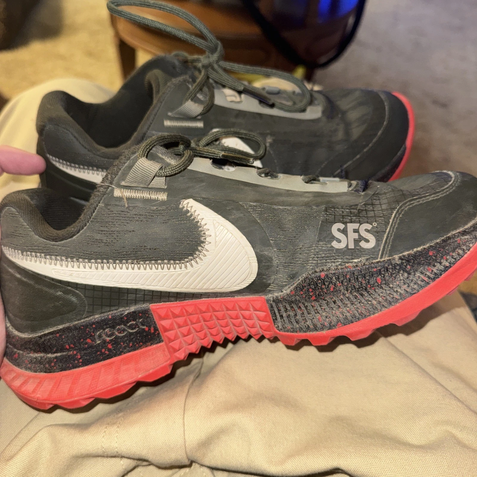 Nike React SFS Carbon Mens Trail Running Shoes Black CZ7399-301 NEW Sz 7.5
Opens in a new window or
