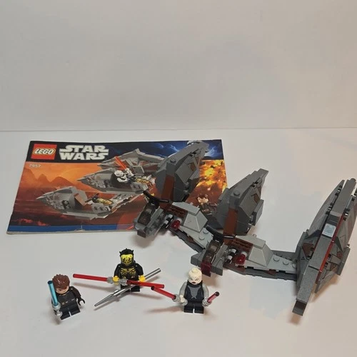 LEGO Star Wars Sith Nightspeeder 7957 almost complete Set Anakin Savage Asajj