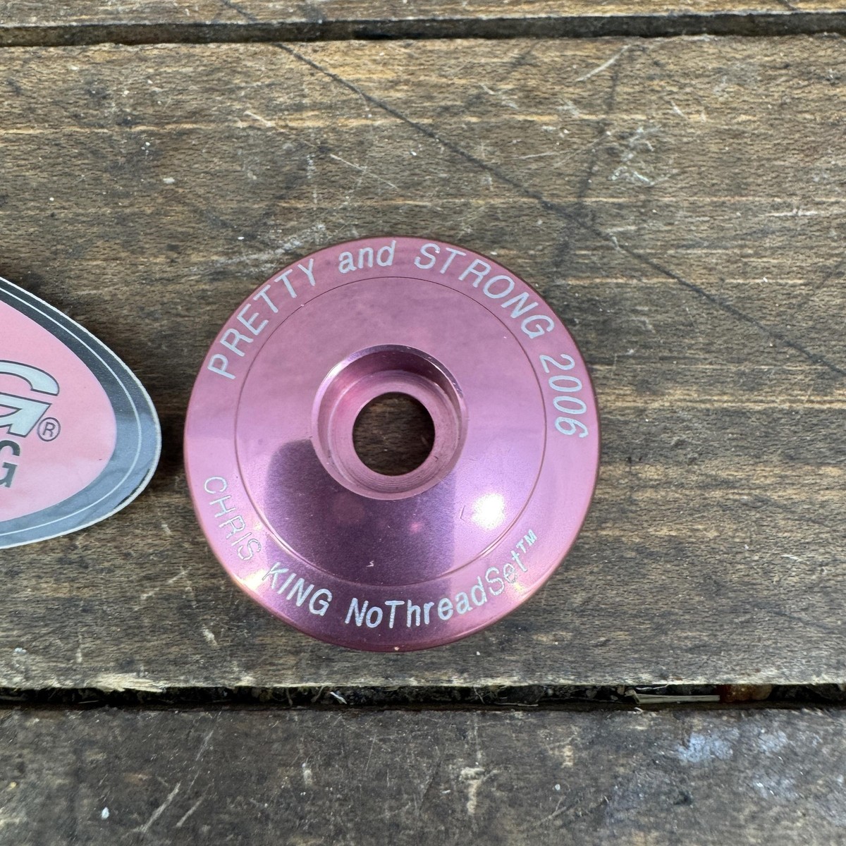 希少 Chris King 1インチ ピンク Pretty and Strong Chris King NoThreadSet Headset Top Cap Pretty And Strong Pink 1 1