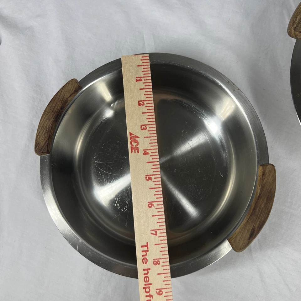 Juego de 2 tamaños de tazón de plato de acero inoxidable con asas de teca de mediados de siglo Stelton Denmark Foto 3 de 4