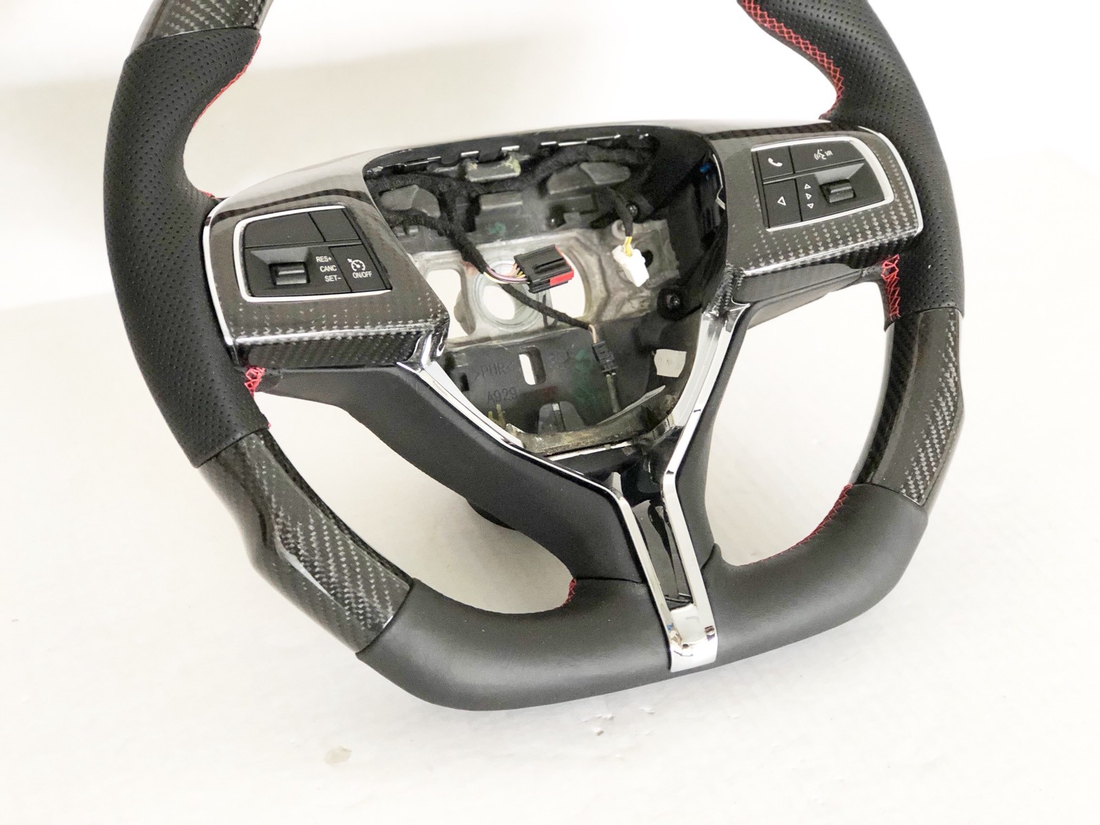 OEM NEW MASERATI GHIBLI QUATTROPORTE LEVANTE CARBON FIBER RED STEERING WHEEL