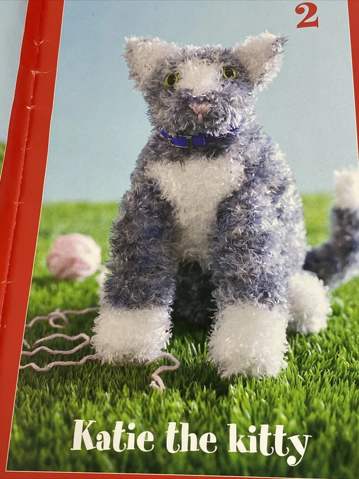 Bernat Knitting Patterns ANIMAL FARM Dog Cat Pig Bunny Book #530131 - Image 4 of 4