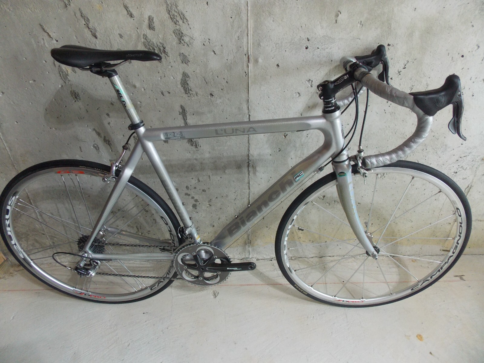 57cm Bianchi L'una 928 White Carbon Campagnolo Chorus Road Bike Bicycle Luna