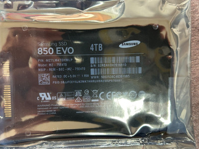 Samsung 850 EVO 4TB 2.5'' SATA III MZ-75E4T0 Internal Solid State Drive SSD Flash