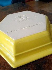 PLAT EMILE HENRY JAUNE  24 cm