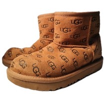 UGG Winter Size Kids 1 Boots Neumel Embossed Brown Suede Sheepskin