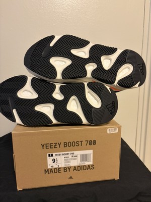 B75571 Adidas Yeezy Boost 700 Sz 9.5 Wave Runner | eBay display picture 2
