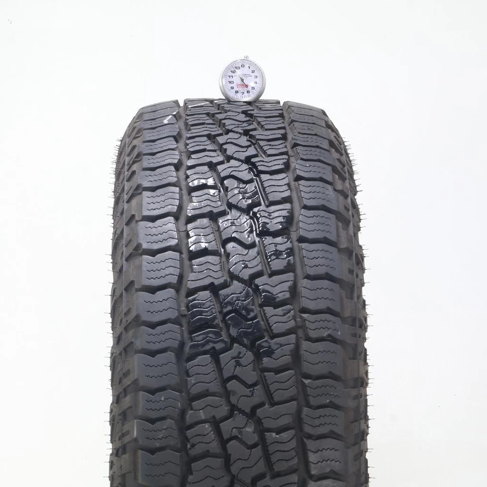 Cooper Discoverer Road+Trail AT 116T 255/70R18 usado - 12,5/32 Foto 3 de 4