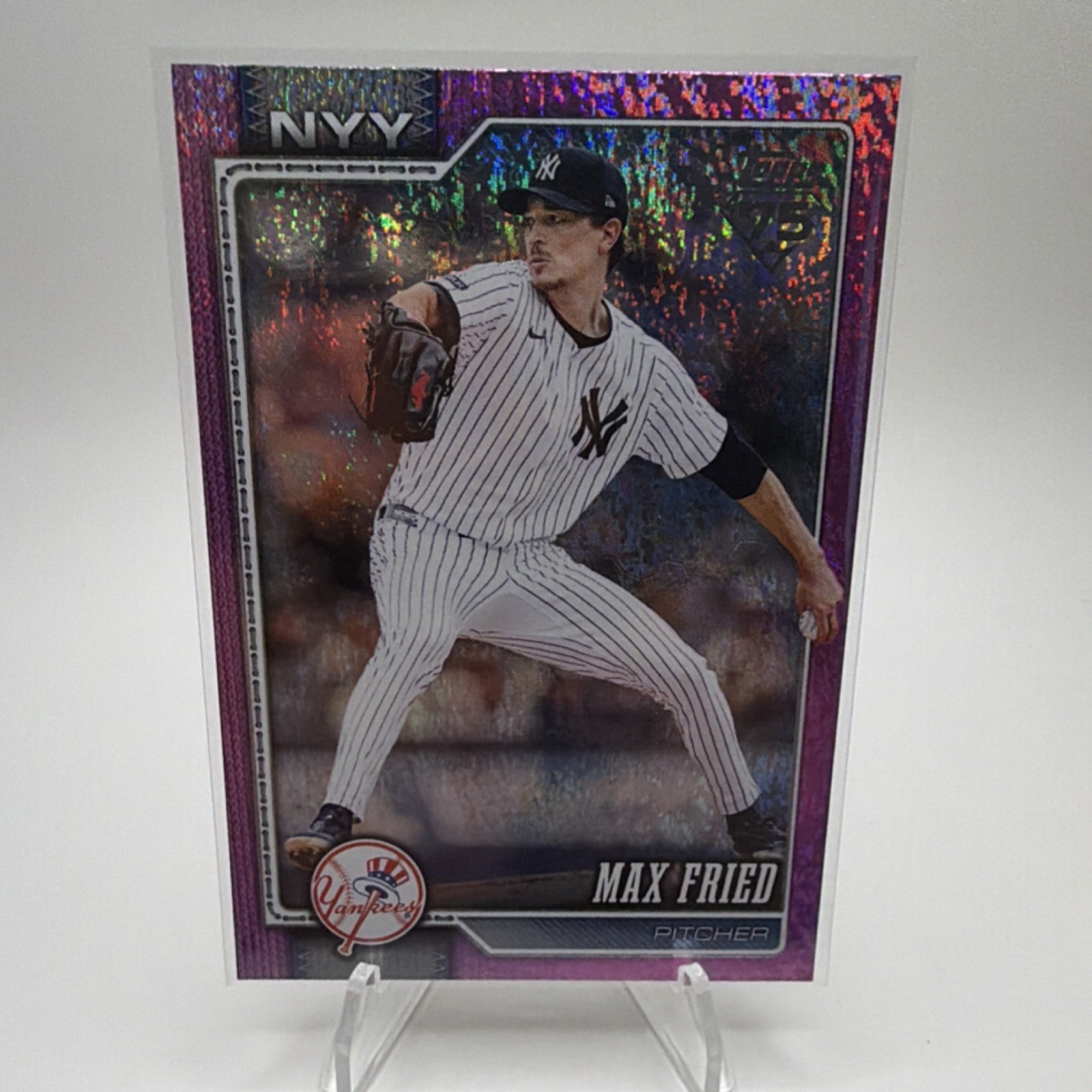 Topps 2026 Max Fried #270 Pink Sandglitter Parallel New York Yankees