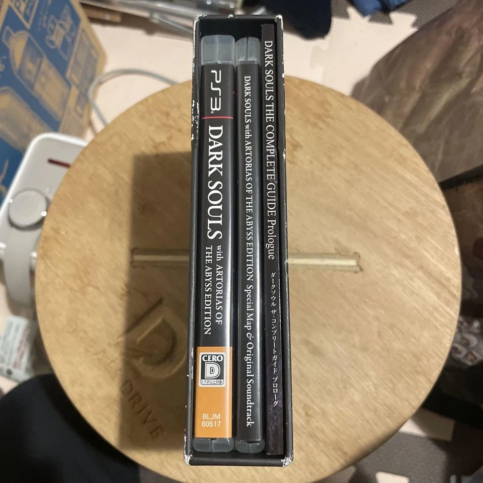 Dark Souls with Artorias of the Abyss Edition Limited 2012 Sony PlayStation3 - Image 2 of 3