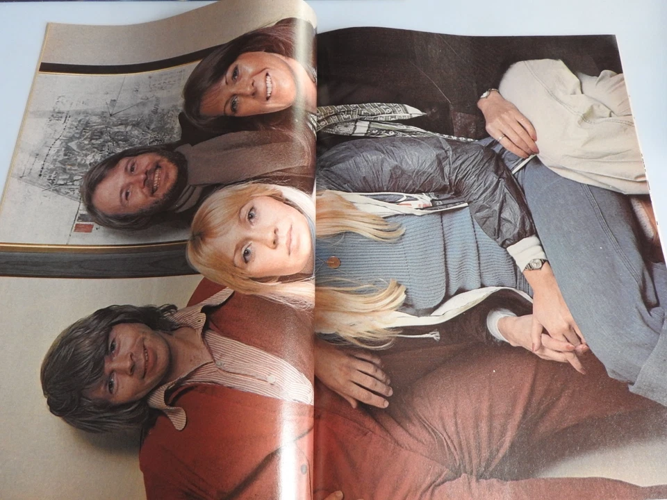 Look-in Magazine #39 - 18th Sep 1976  - Abba The Sweeney Bionic Woman Space 1999 - Image 3 of 3
