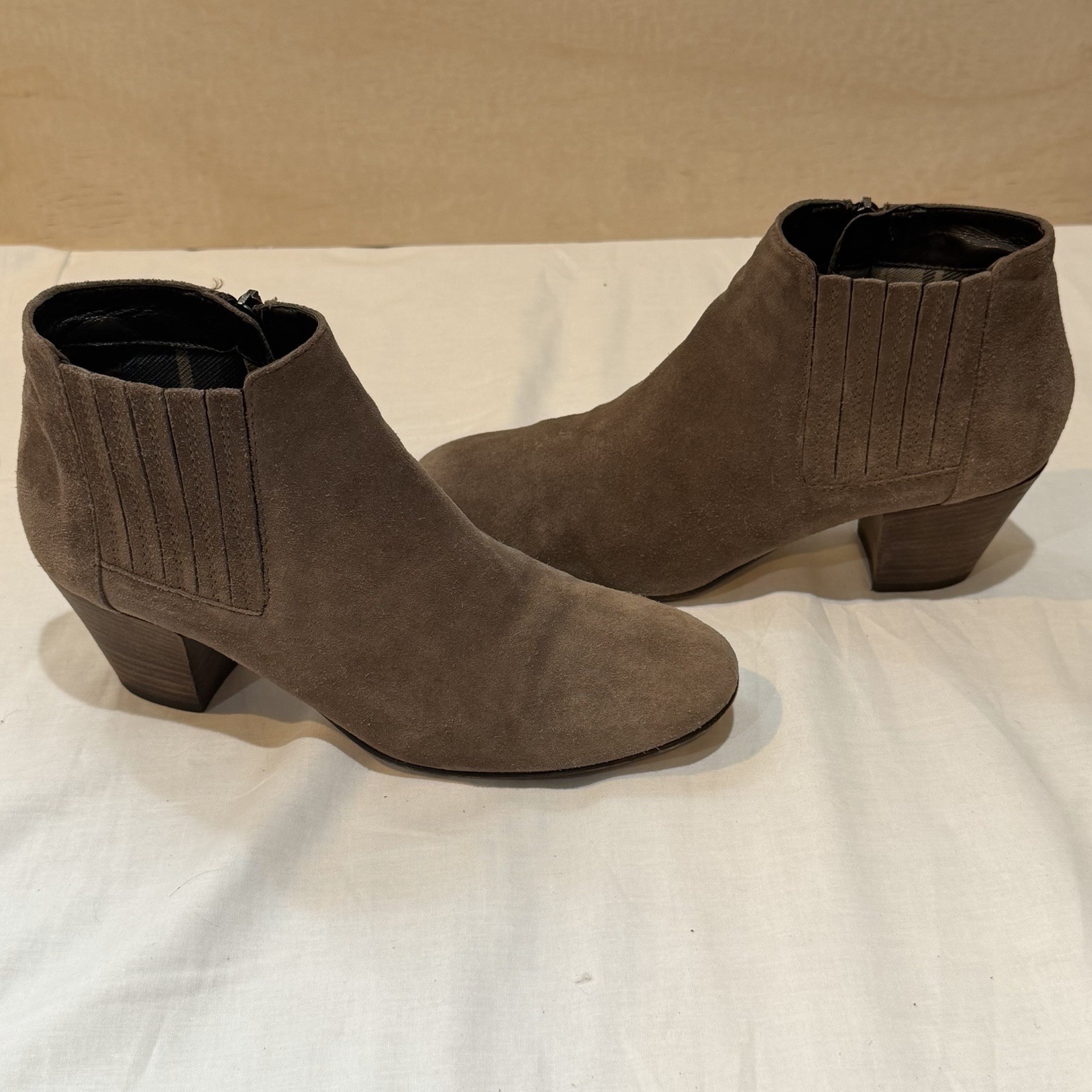 Aquatalia Marvin K Women 7 Suede Ankle Boots Taupe Brown  Block Heel Made Italy