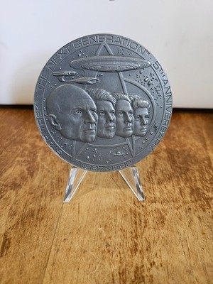 Franklin Mint Star Trek TNG 5th Anniversary Pewter Model w/ Stand   Rare
