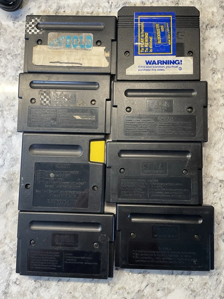 Sega Genesis II System & Eight Game bundle No Sports - Image 4 of 4