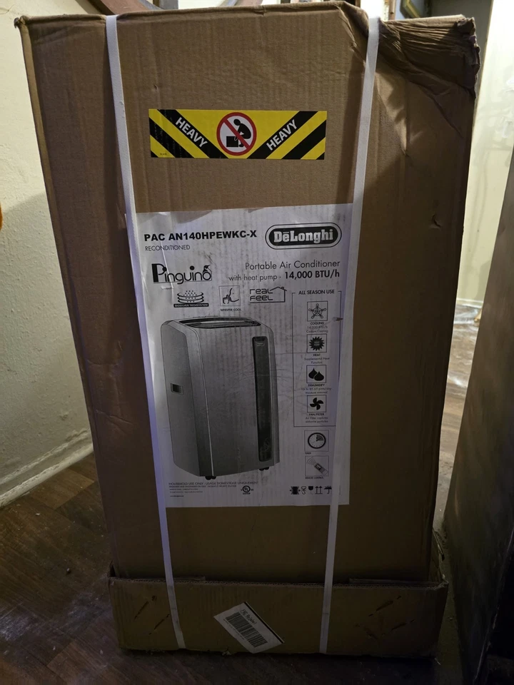 Delonghi Penguino Portable Air Conditioner 14,000 BTU Cool Dehumidify or Heat - Image 3 of 4