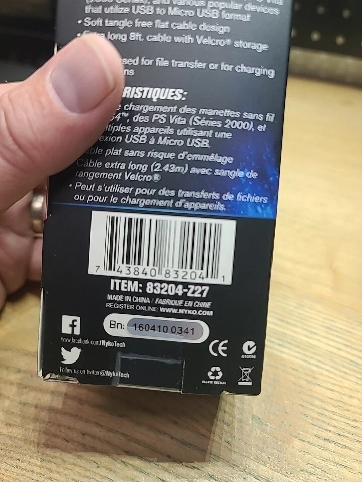 Nyko PS4 Charge Link Micro USB Cable for Sony PS4 Controller and Slim PS Vita - Image 2 of 4