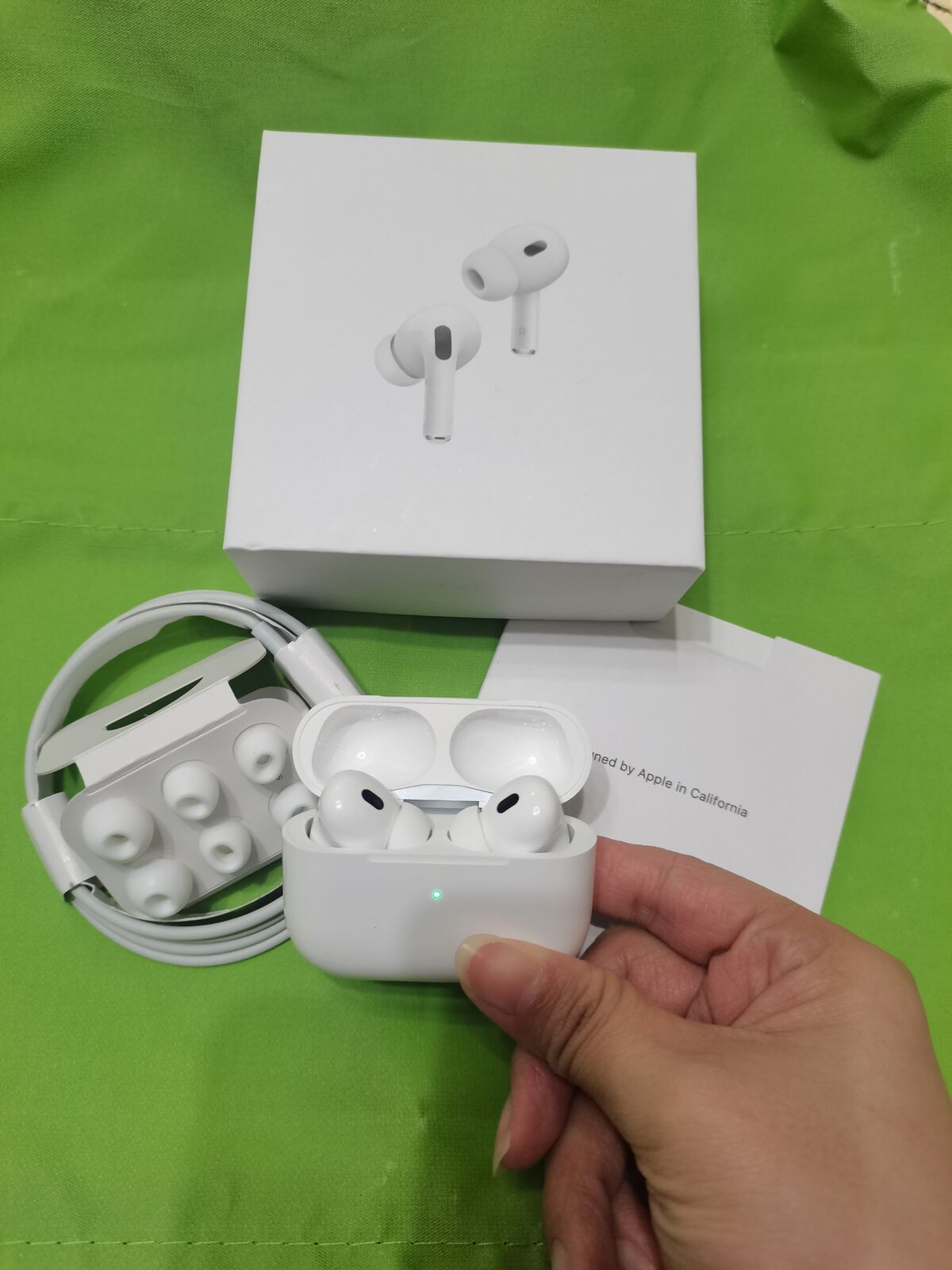 Apple AirPods Pro (2nd Generation) With Magsafe Wireless Charging Case Lanyard^