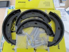 Textar Handbremsbacken mit Einbausatz  Mercedes A- und B-Klasse W245 - hinten