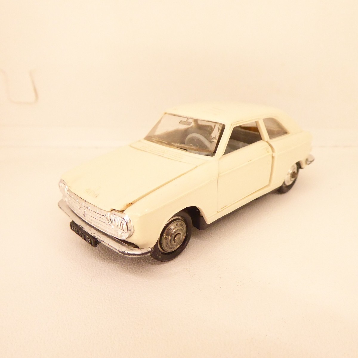 NOREV PLASTIQUE ANCIENNE Peugeot 204 Coupe N°147 Idem Minialuxe Gégé