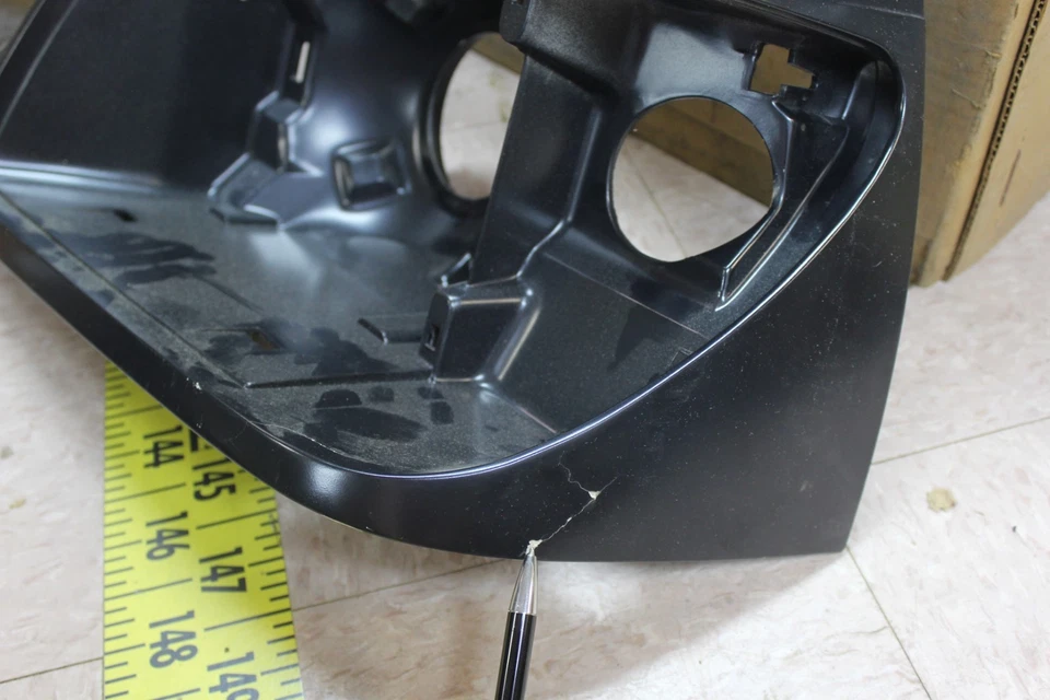 Panel de parrilla de luz de cabeza de conductor Ford LH E43Z8190F 1984-85 Mercury Tempo (FB2) Foto 2 de 3