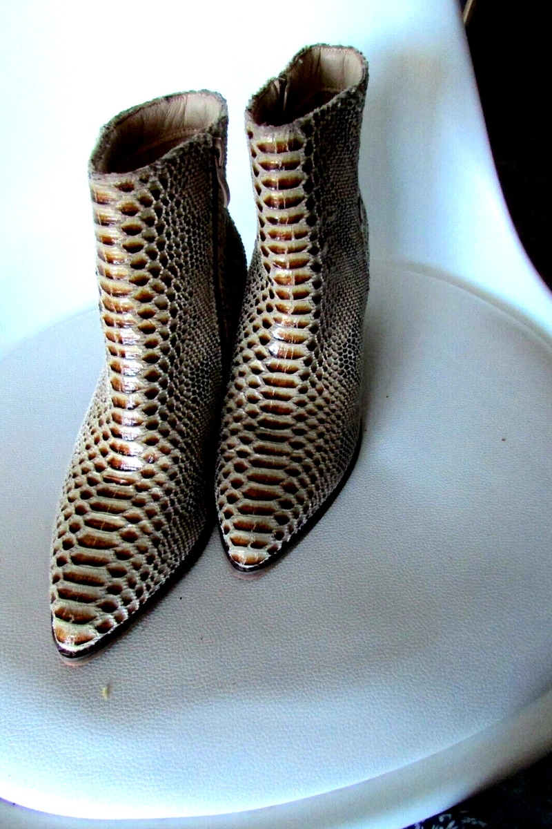 MOOW TRES BELLES BOTTINES .IMPRESSIONS PYTHON. POINTURE 38 eBay