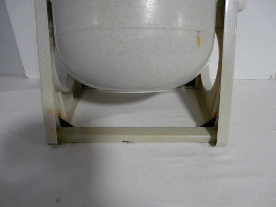 Wonder Wash Tub Laundry Alternative Clean Clothes Without Electricity Homestead - Image 4 of 4