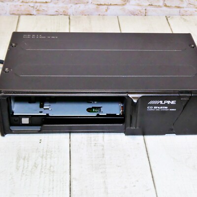 Alpine CD Shuttle Prototype Model.5960 Compact Disc Auto 6 Changer