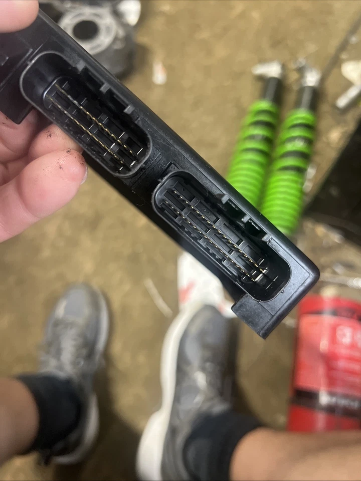 2011 Polaris Pro R 600 ECU computer box yellow injectors 4013119 -4012371 - Image 4 of 4