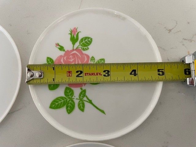 Vintage - 14-PC Children's Plastic Toy Dish Set - White with Pink Roses