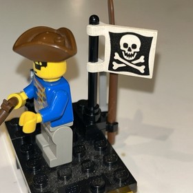 LEGO 6234 Pirates: Renegade's Raft Shark Vintage Set