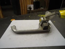 84 BLAZER DOOR HANDLE 27173