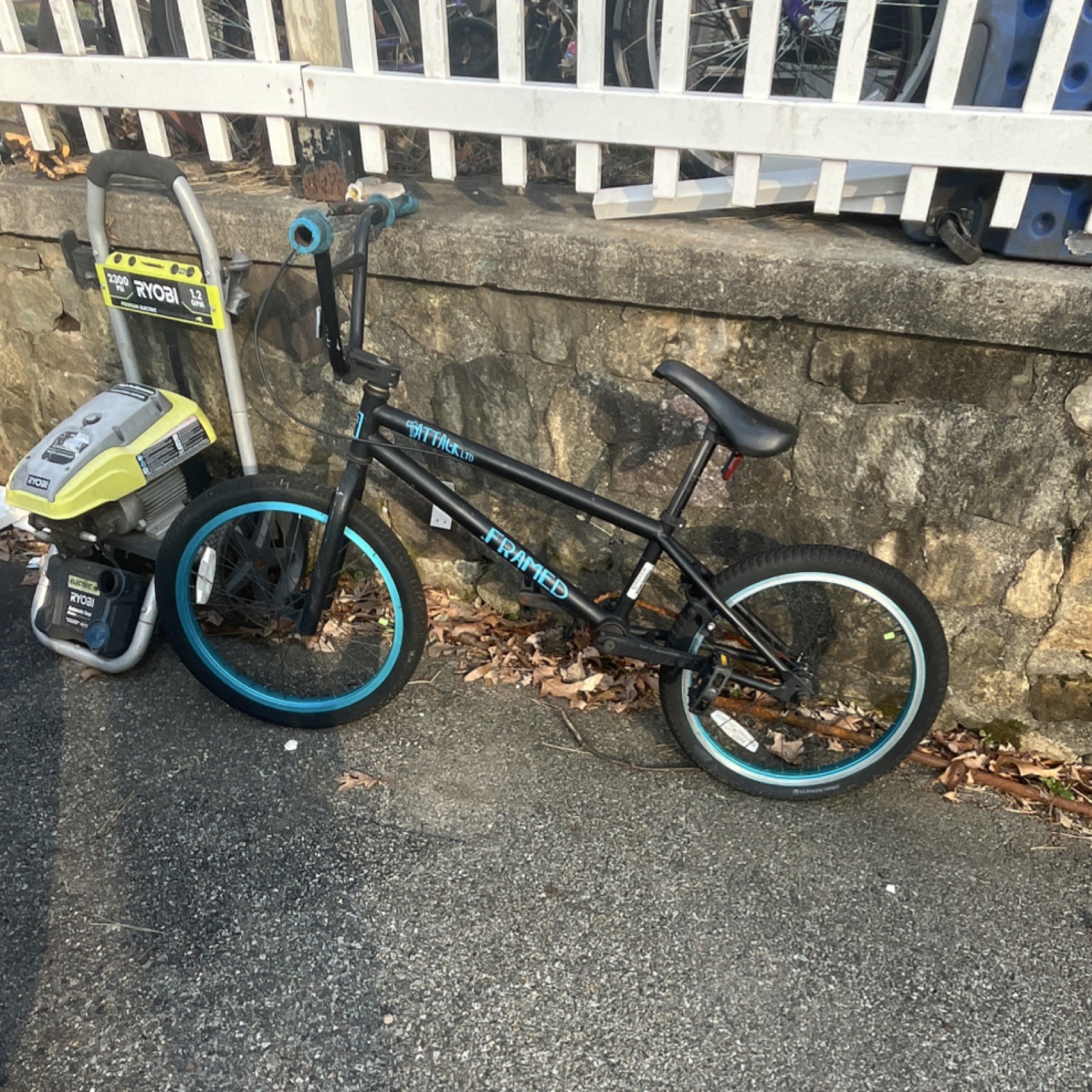 Framed Attack 20 BMX Bike 20" Black Blue BMX Bar No Suspensi