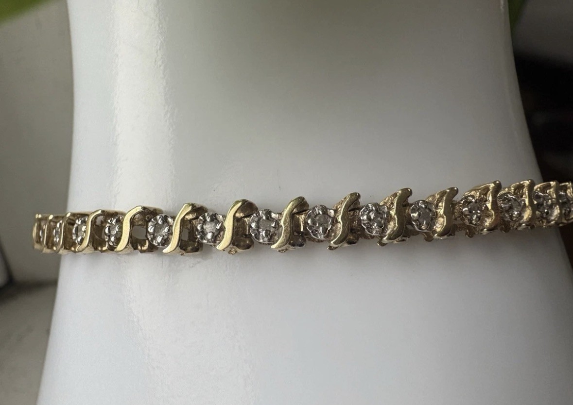 Solid 14k Gold Earth Mined Diamond “S” Link Tennis Bracelet 7 Inch (6.8g)