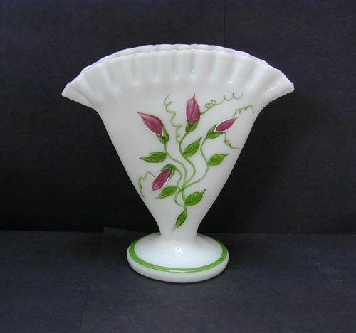 Vintage Fenton Milk Glass Hand Painted Purple Rose Buds 6 ¼” Fan Vase Flower