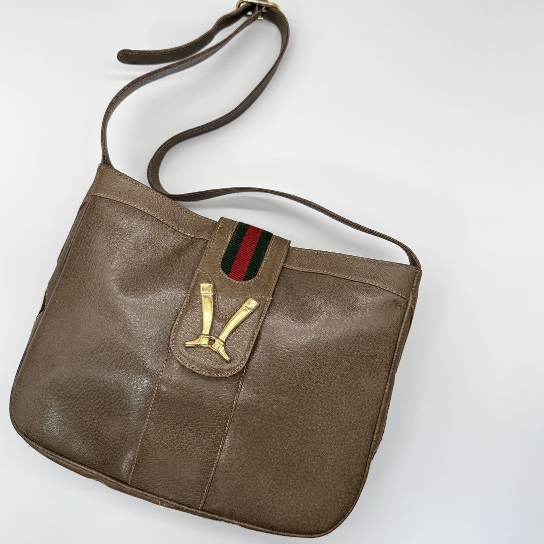 Gucci Super Sherry Leather Shoulder Bag with Gold Hardware Pre-Owned