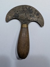 Half Moon  Knife   Ref.  434