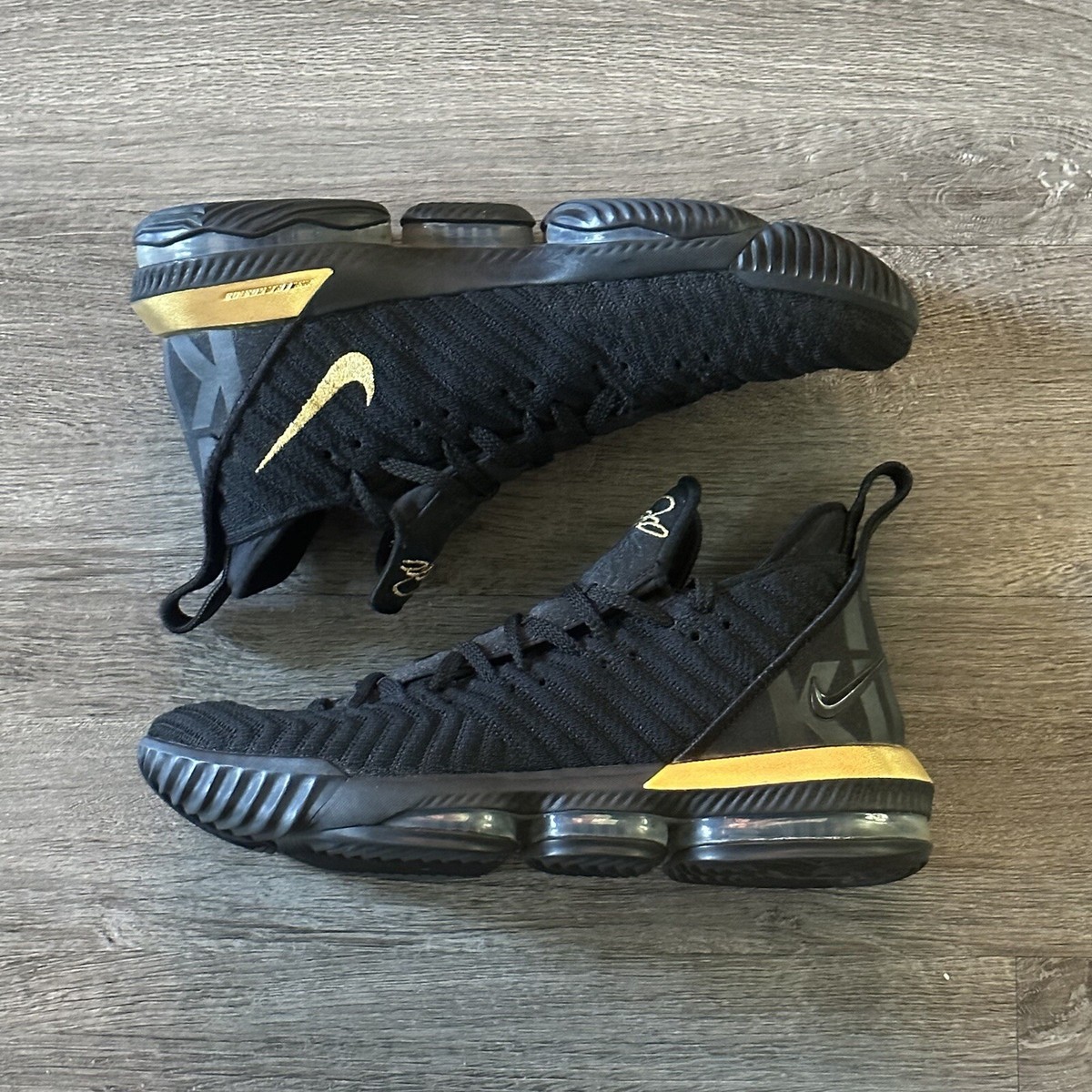 Im King Tenis Lebron 16 Nike LeBron 16 XVI I Am King Basketball