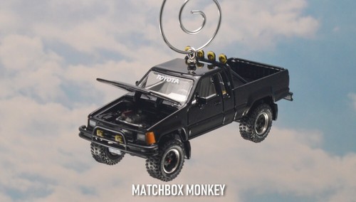 Back to the Future '85 Toyota SR5 4x4 Pickup Truck Custom Christmas Ornament - Picture 5 of 15