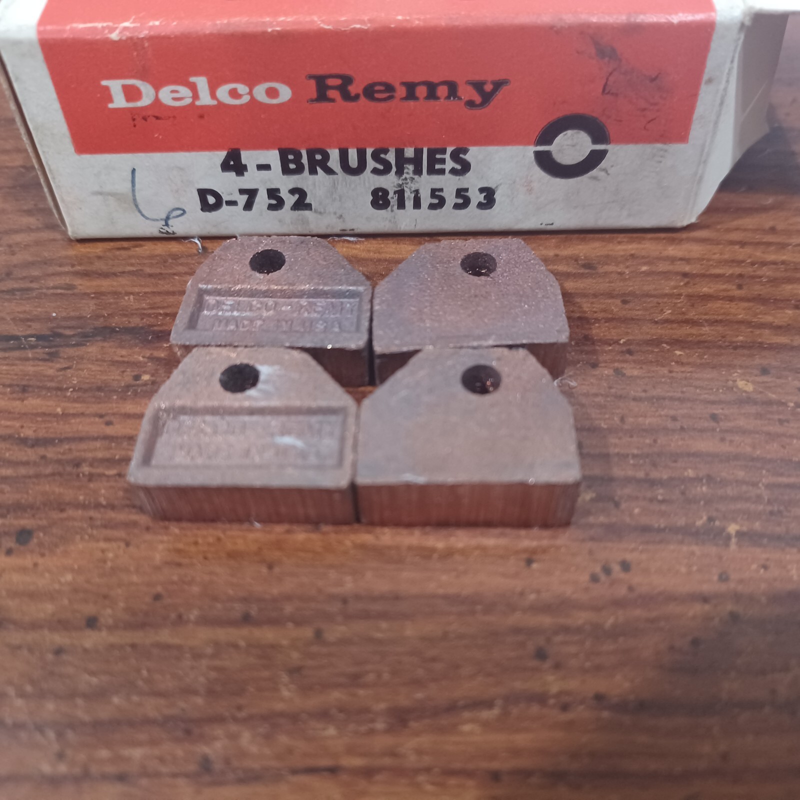 Early Delco Remy 6 or 12 Volt Starter Brushes R37 811553 1857960
