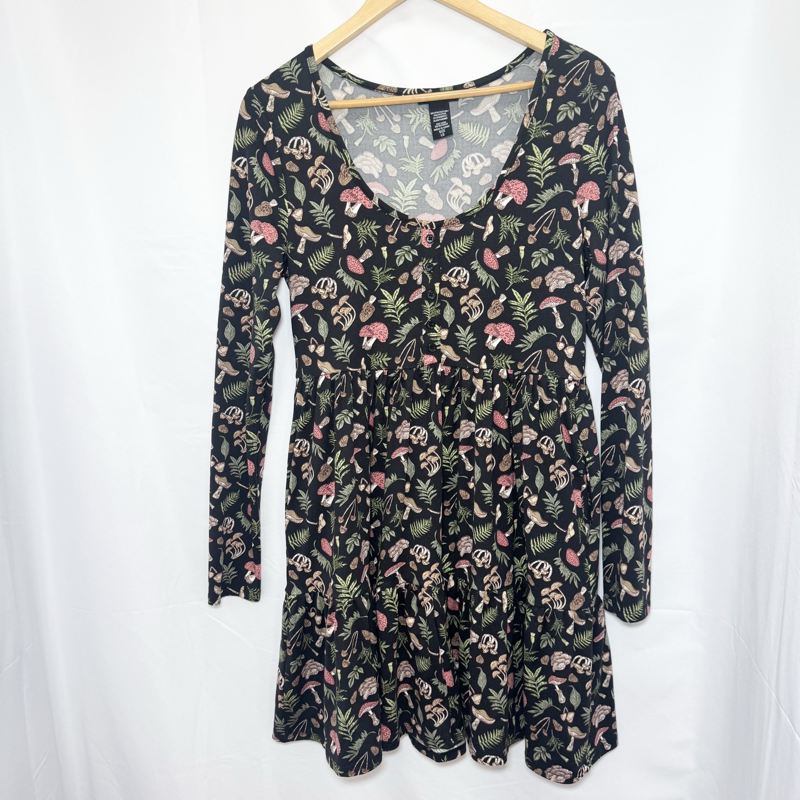 Hot Topic Dress Size L Black AOP Mushroom Hipster Whimsigoth Fairy Hippy Novelty