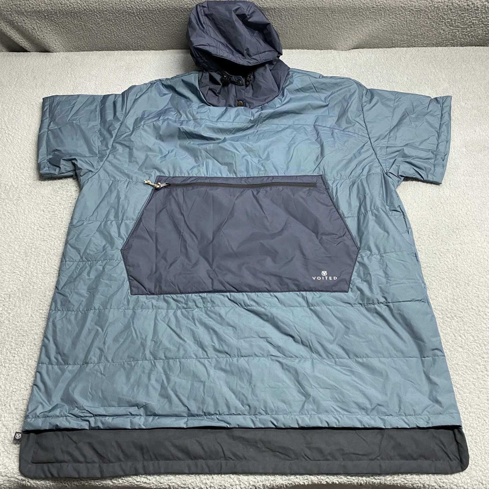 Voited Poncho Pullover Mens Small Medium Hooded Recycled Insulated Outdoor S/M