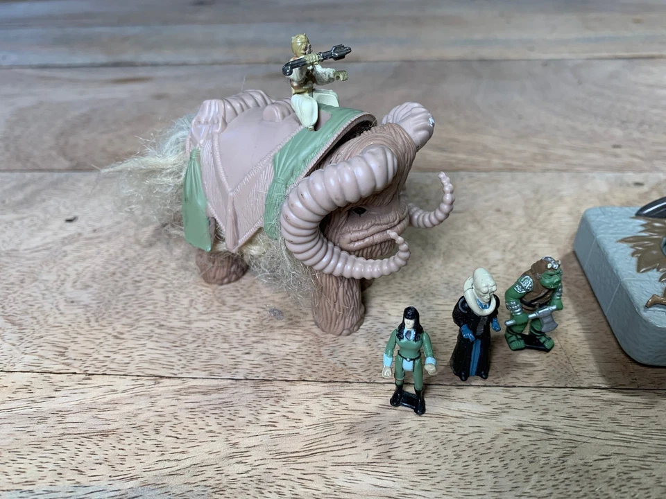 Star Wars Micro Machines Action Fleet JABBA'S PALACE, HUNTERS, BANTHA & TUSKEN - Bild 4 von 4