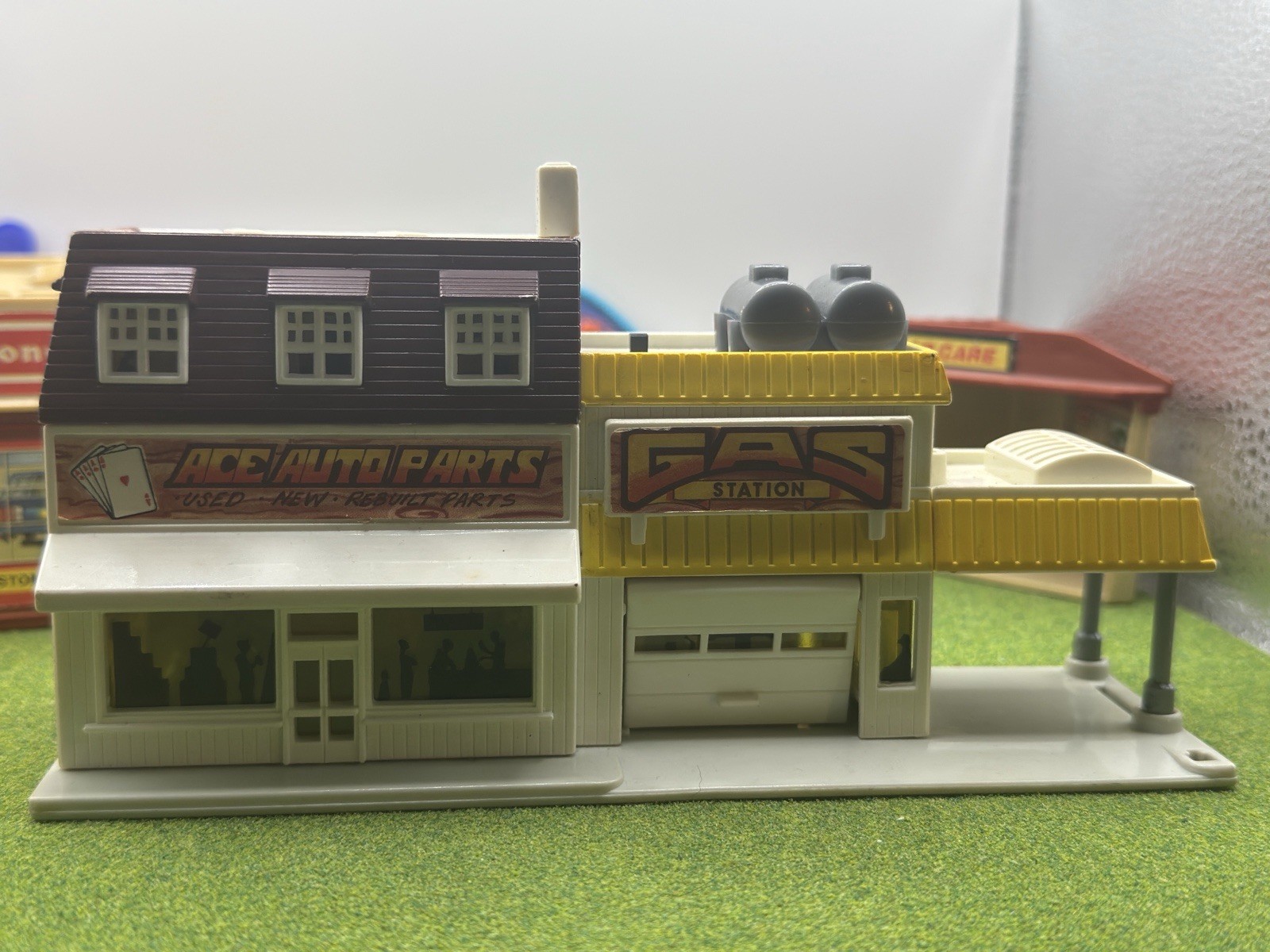 1989 Lewis Galoob Toys Micro Machines City Scene Ace Auto Parts Gas Station