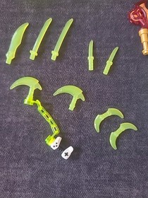 Lego Ninjago Skreemer Mask Weapons  Accessories 16 pieces
