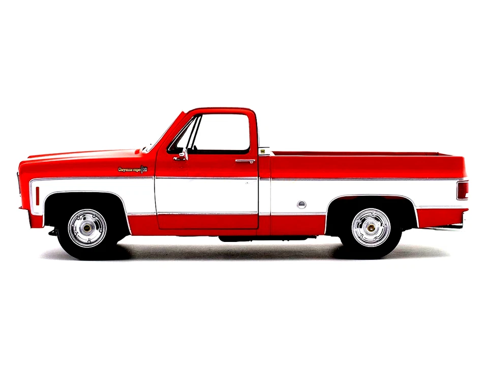 1974 CHEVROLET C10 CHEYENNE SUPER P/U CAMINHÃO FUNDIDO ESCALA 1:18 NOVO NA CAIXA - Imagem 3 de 3