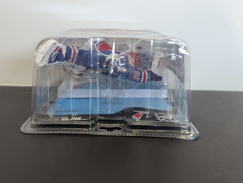 Mcfarlane NHL Henrik Lundqvist New York Rangers Series 32 Bronze #279/2000 - Picture 5 of 6